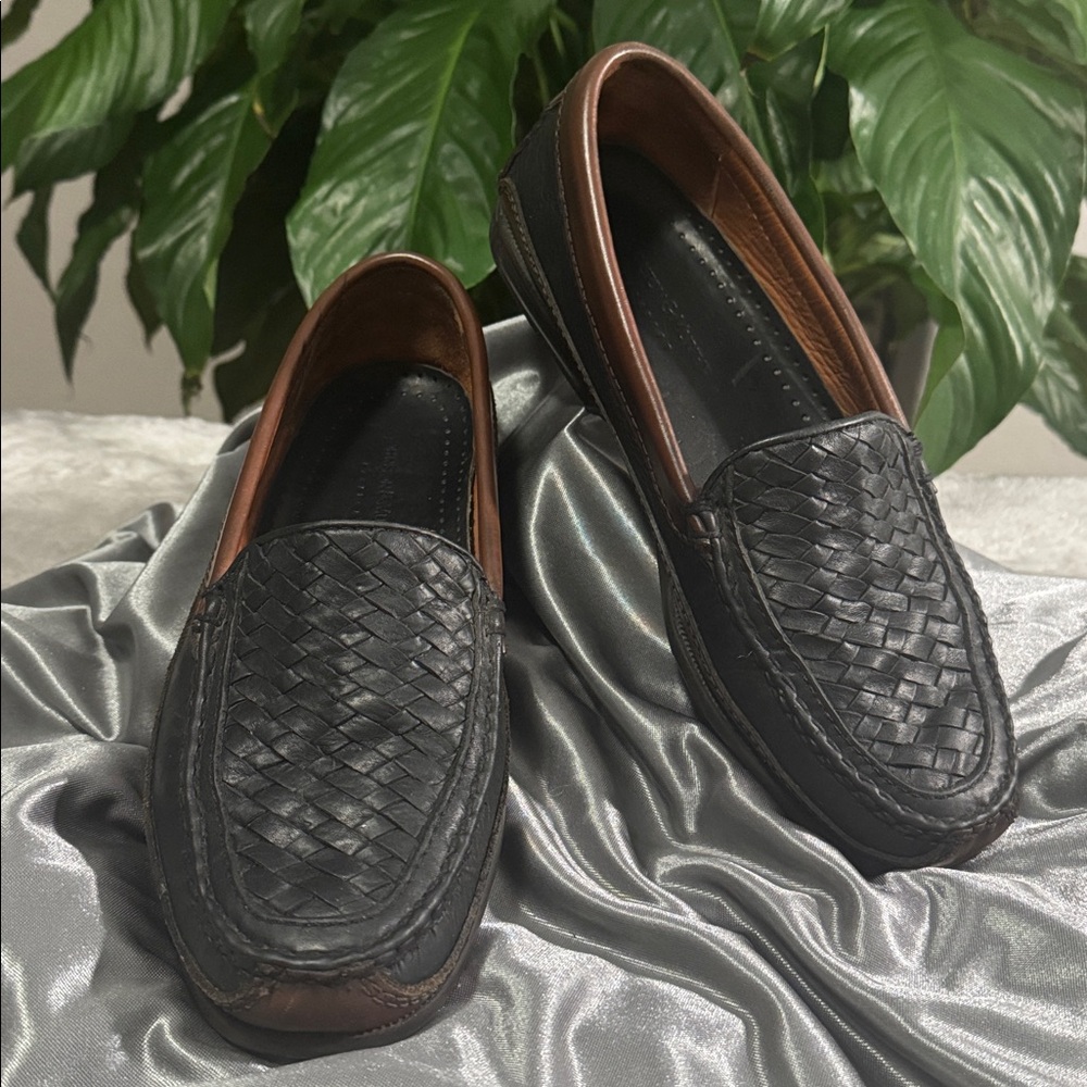 Johnston & Murphy Black/Tan Woven Leather Passport Loafer 20 8320 -  Men's 9 1/2